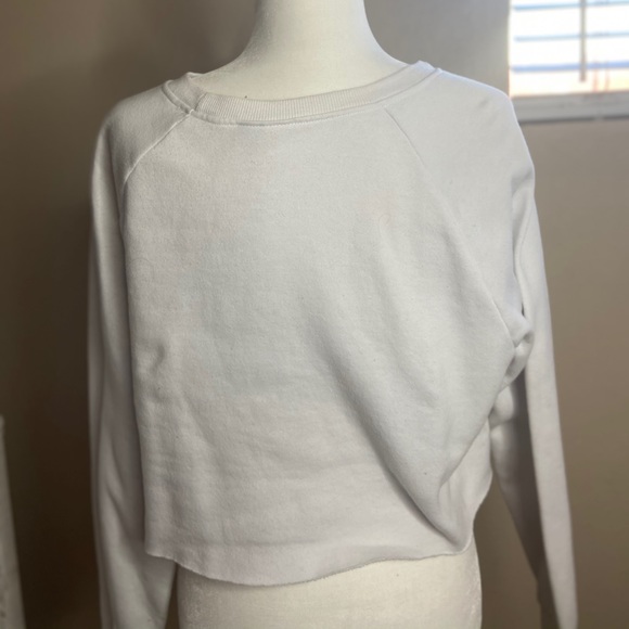 White Mickey crop top sweater - Picture 2 of 3